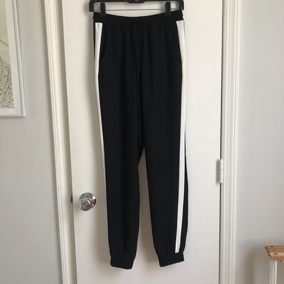 Black pant with white stripe! - Picture 1 of 5